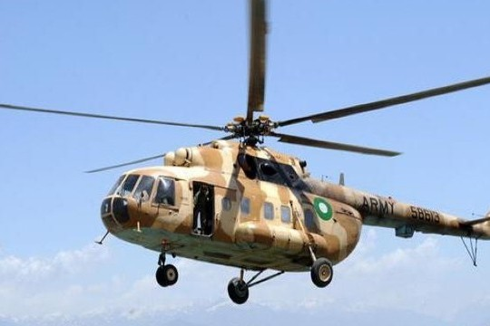 Pakistanda hərbi helikopter qəzaya düşdü: Ölənlər var