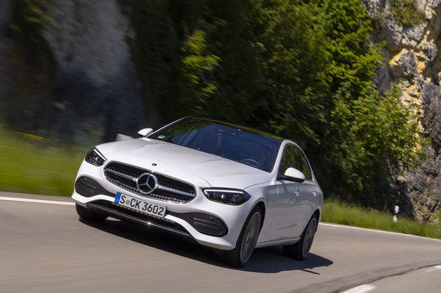 “Mercedes-Benz” 6 700-dən çox avtomobili geri çağırır