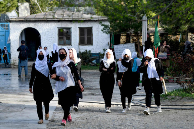 “Taliban” qızlar üçün ixtisas seçiminə məhdudiyyətlər qoyur