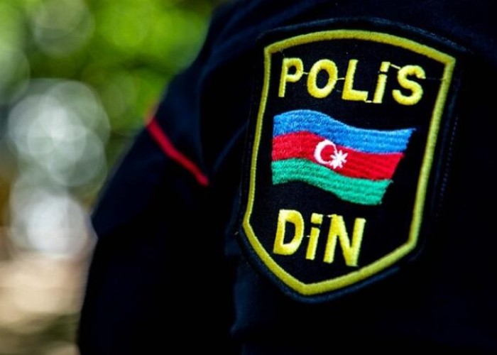 İki polis vəzifədən azad edildi - RƏSMİ