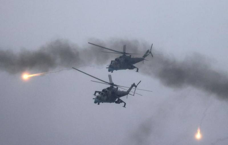 Ukrayna 18 dəqiqəyə Rusiyanın 4 helikopterini VURDU