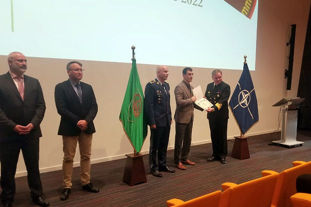 Azərbaycan hərbçilərinə NATO sertifikatı təqdim edilib