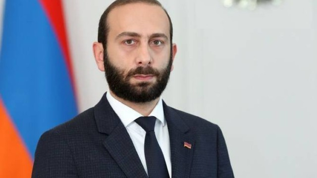 "Azərbaycan sülh müqaviləsinə aid təkliflərimizə cavab verib" - Ararat Mirzoyan