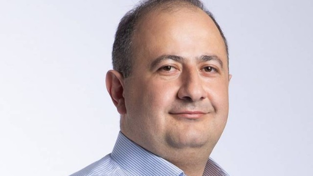 Ermənistanda daha bir deputat mandatından istefa verdi