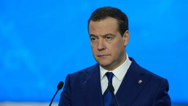 Medvedev 2023-cü il üçün proqnoz verdi