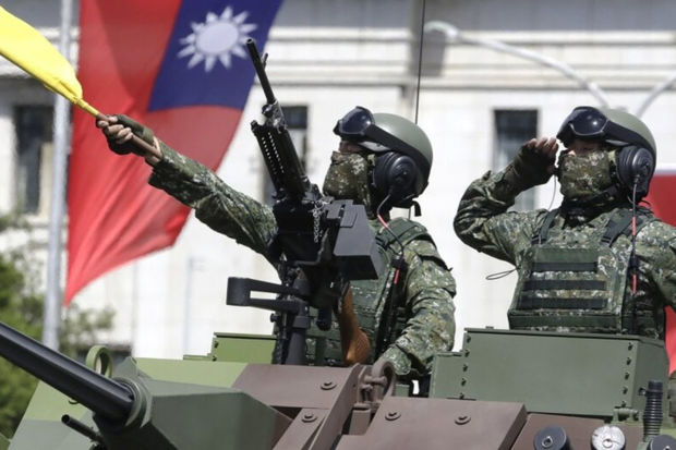 Tayvanda məcburi hərbi xidmət müddəti uzadıldı