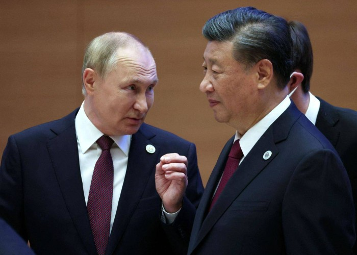 Putin Çin prezidentini Rusiyaya dəvət etdi