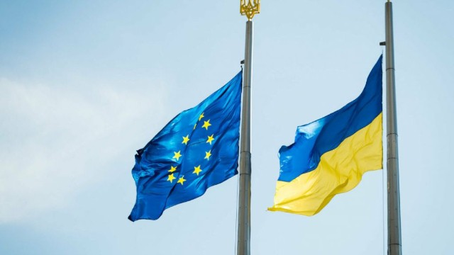 Avropa İttifaqı Ukraynaya yeni yardım paketi ayırdı