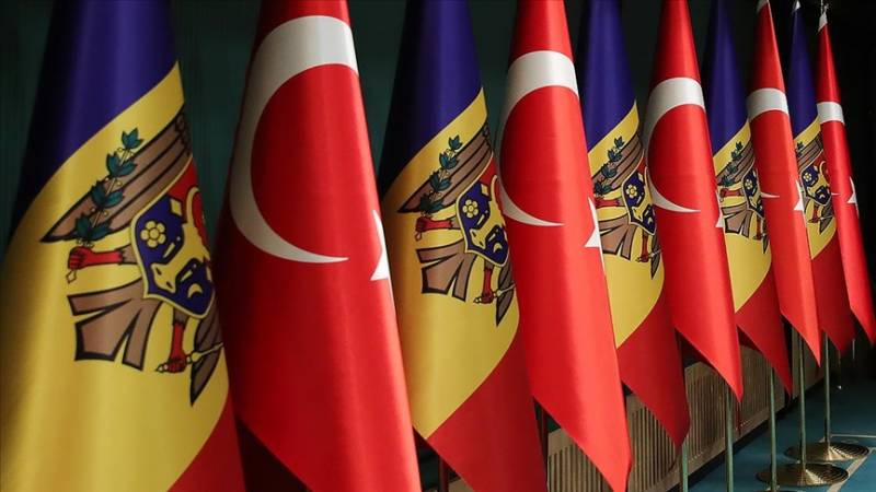Moldova Türkiyəyə axtarış-xilasetmə qrupu göndərdi
