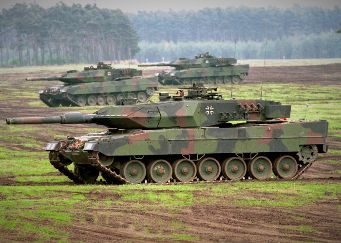Krallıq "Leopard" tanklarını Ukraynaya verir