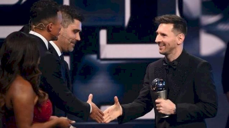 Messi ilin ən yaxşı futbolçusu seçildi