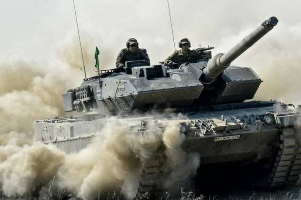 Polşa Ukraynaya “Leopard-2” tankları yolladı