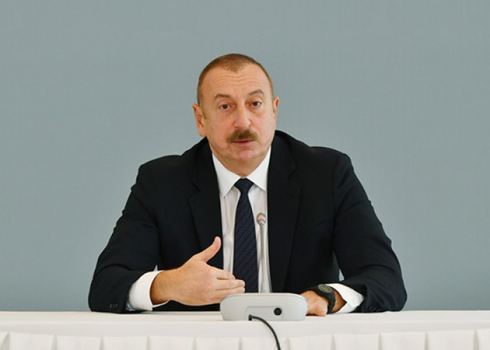 Prezident TDT-nin Fövqəladə Zirvə görüşündə iştirak edir - CANLI